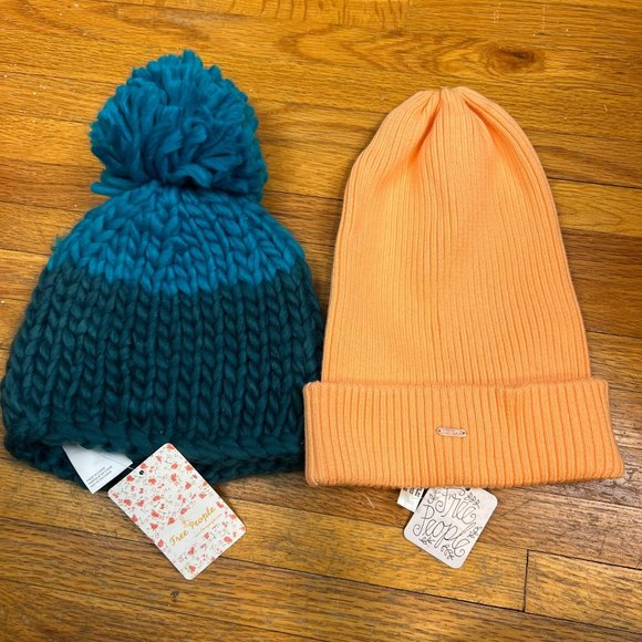 Lot of 2 New Free People Cozy Up Beanies - Picture 1 of 4